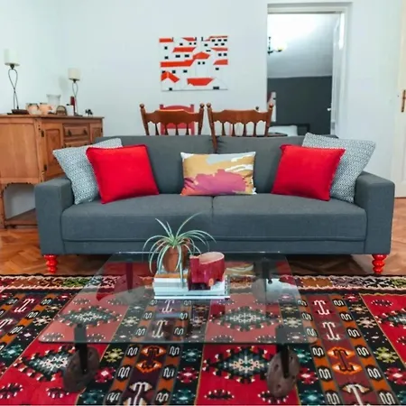 Appartamento Mid-century Chic Centre *